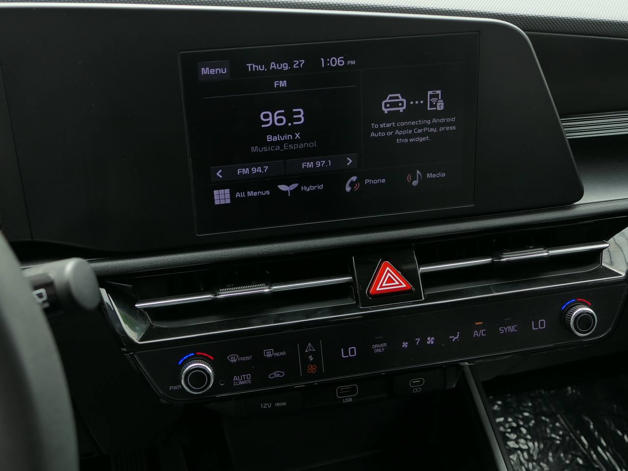 Used 2023 Kia Niro LX FWD image 19
