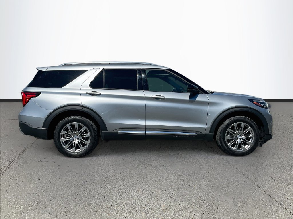 Used 2025 Ford Explorer Platinum AWD/4WD image 8