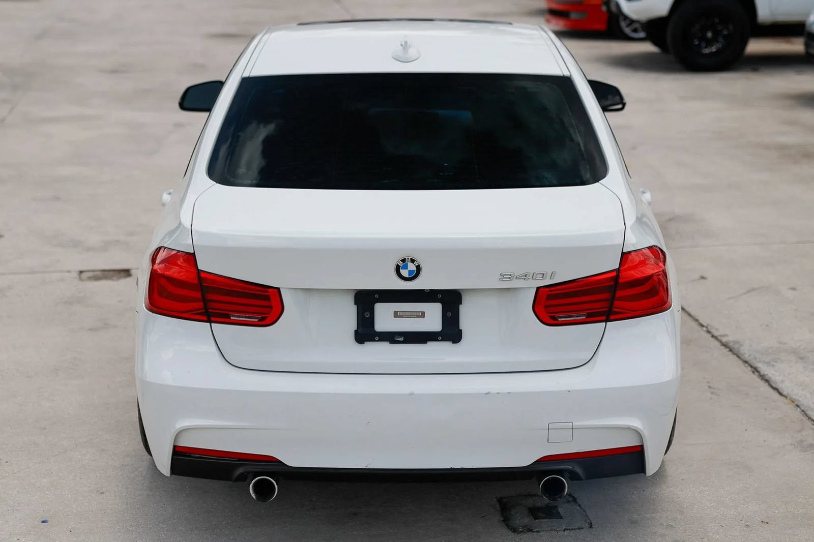 Used 2018 BMW 340i Sedan RWD image 6