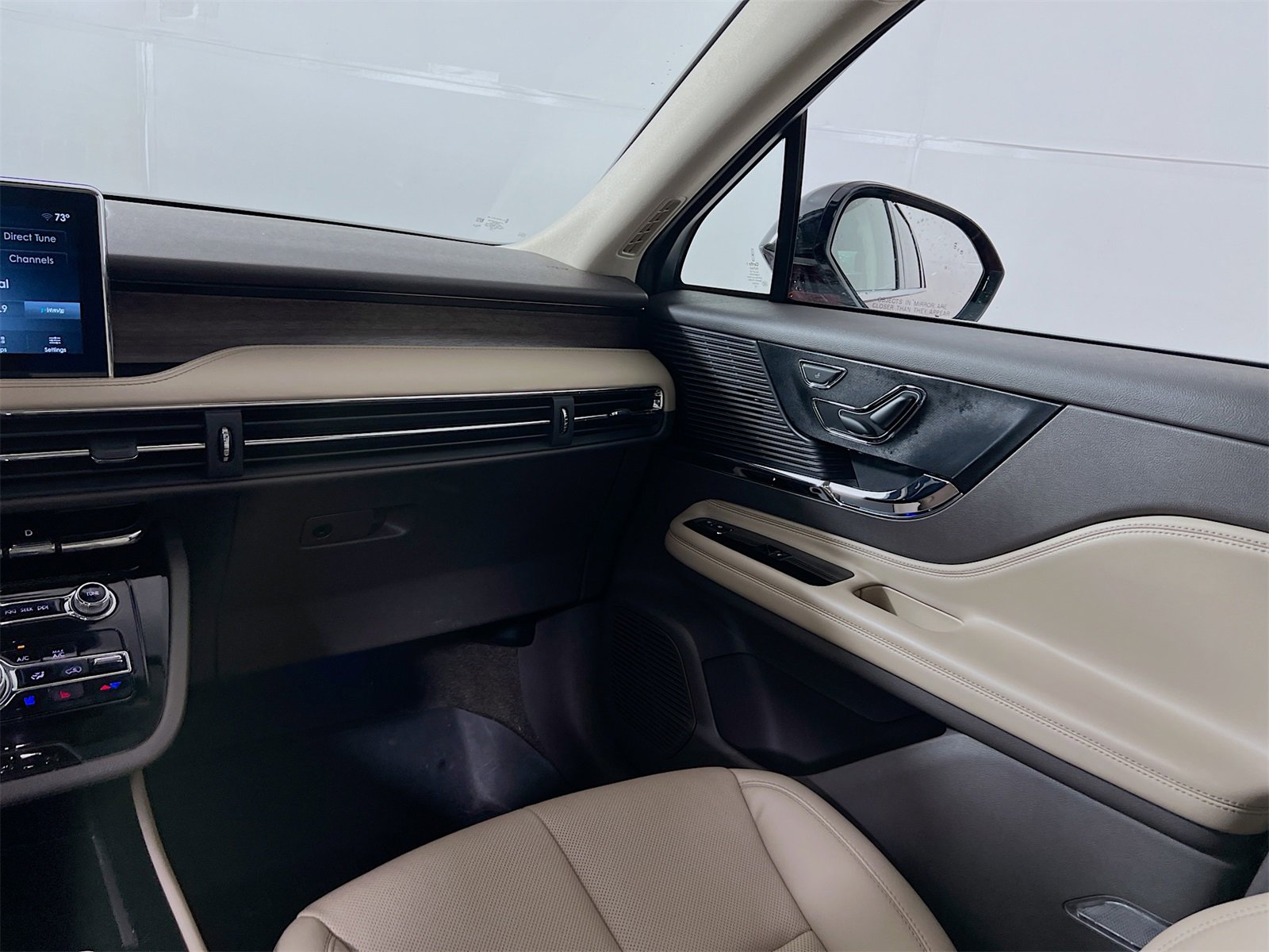 Used 2022 Lincoln Corsair Reserve w/ Elements Package image 26