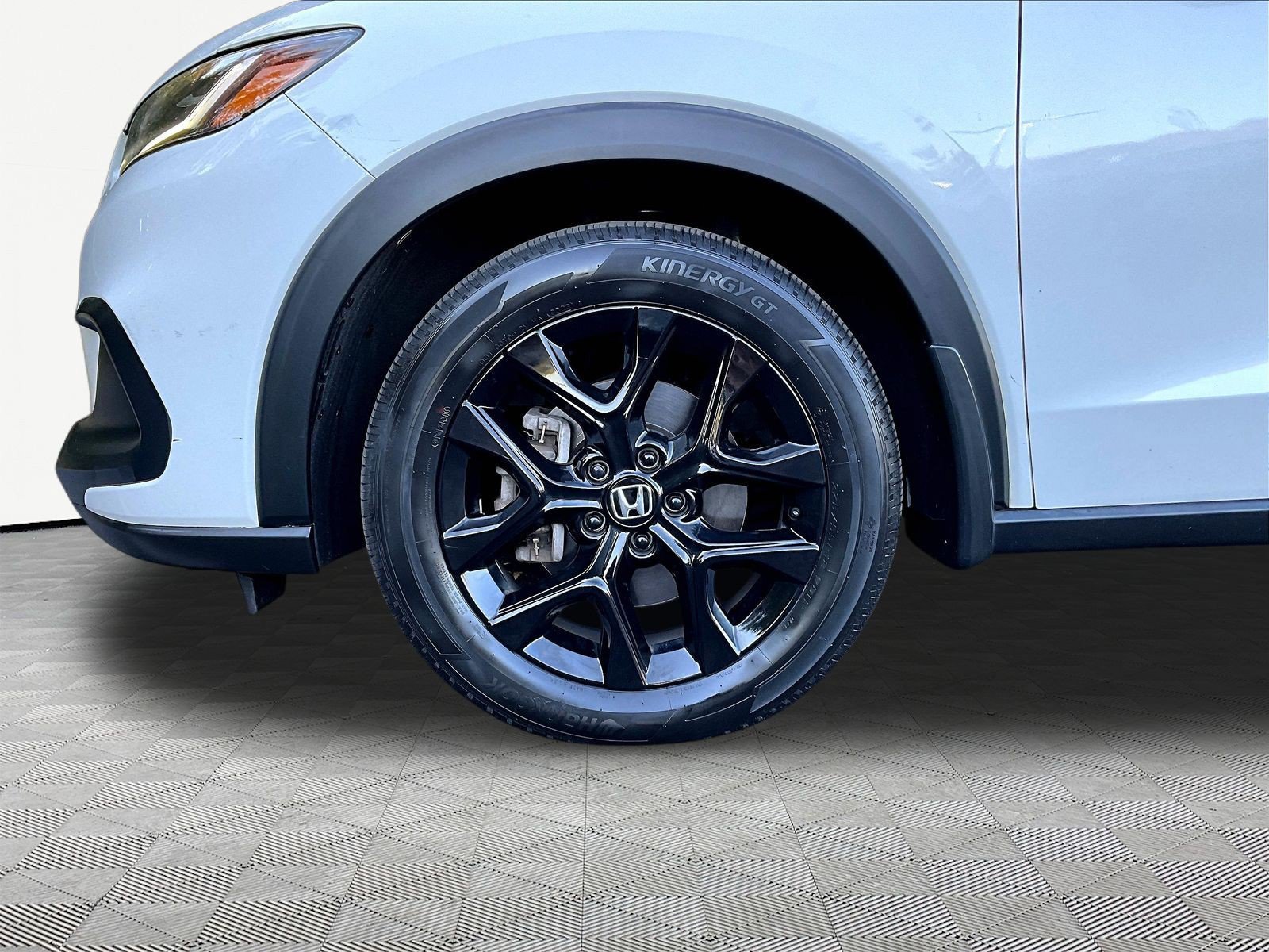 Used 2024 Honda HR-V Sport image 34