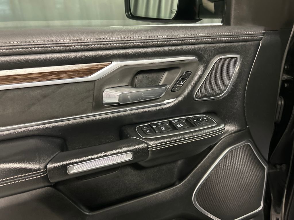 Used 2019 RAM 1500 Laramie image 14