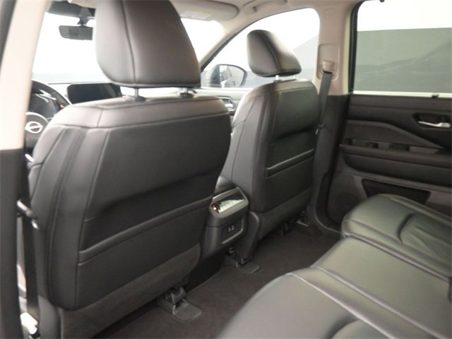 Used 2023 Nissan Pathfinder SL w/ Lighting Package (N92) image 10
