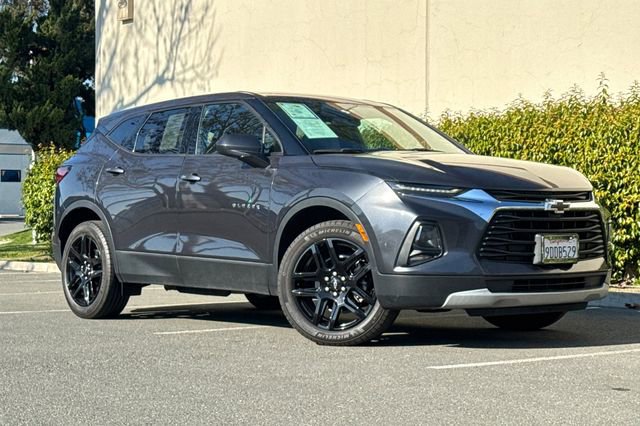 Used 2022 Chevrolet Blazer LT image 2
