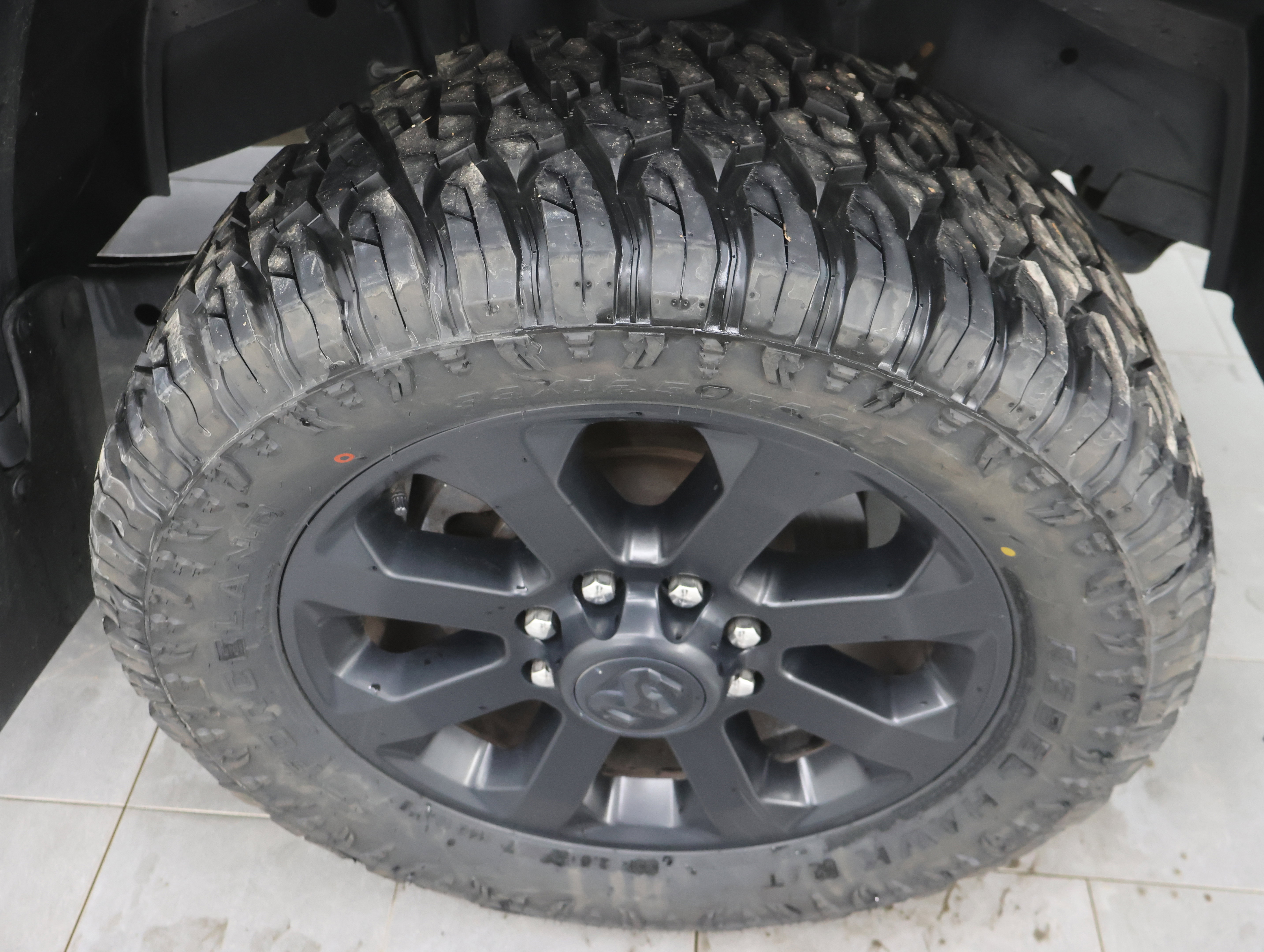 Used 2022 RAM 2500 Big Horn w/ Night Edition image 3