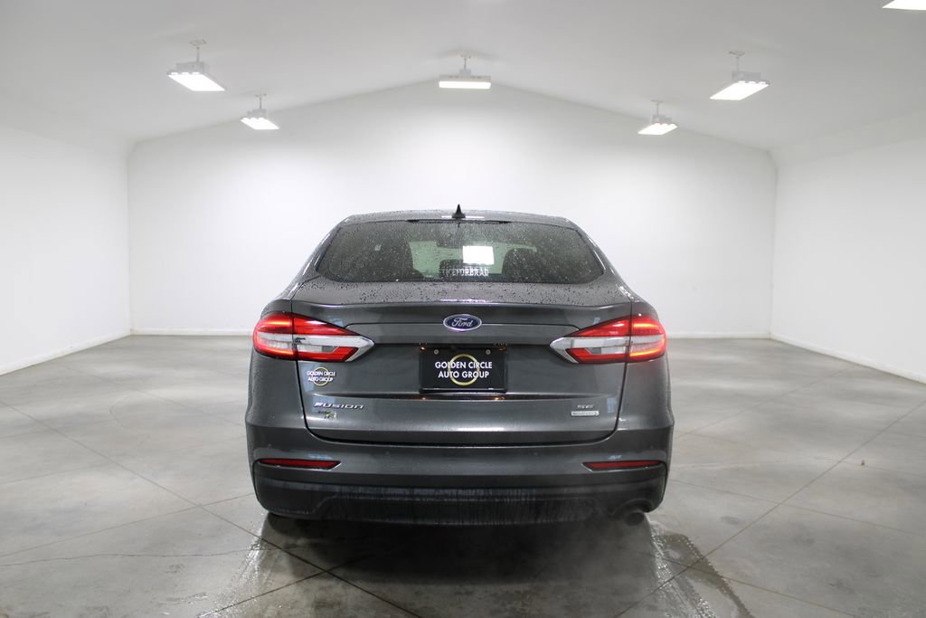 Used 2020 Ford Fusion SE image 8