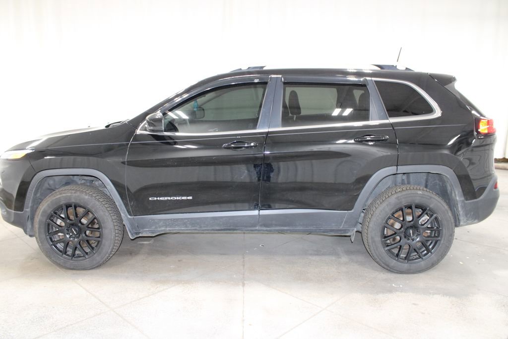 Used 2018 Jeep Cherokee Limited image 6