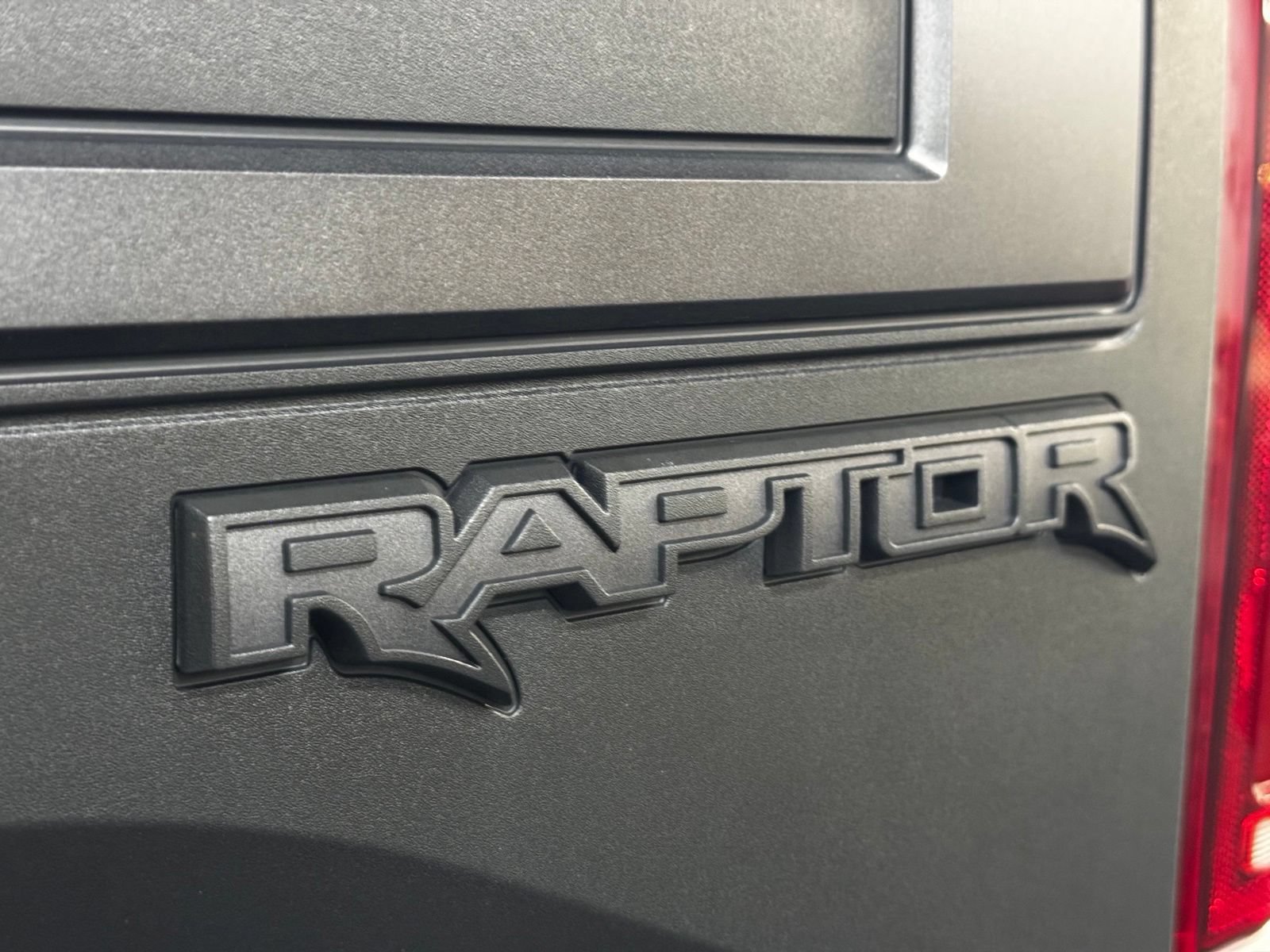 Used 2019 Ford F150 Raptor w/ Equipment Group 802A Luxury AWD/4WD image 7