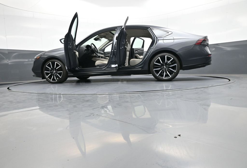 Certified 2024 Honda Accord Touring image 48