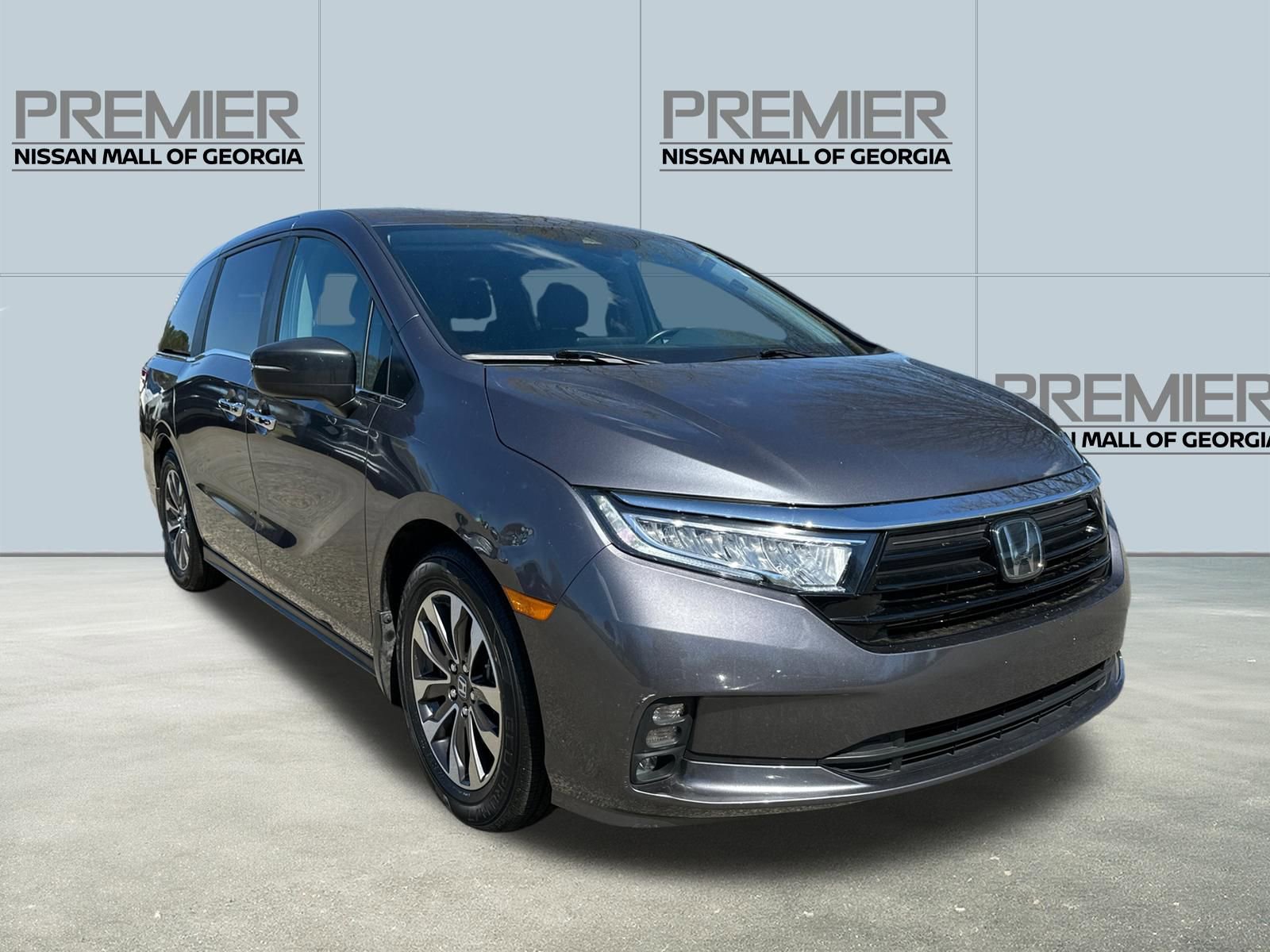 Used 2023 Honda Odyssey EX-L image 3