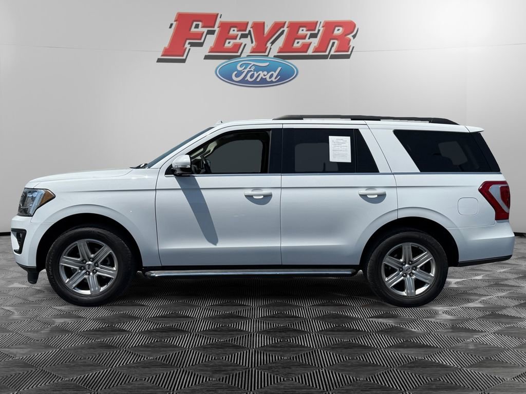 Used 2019 Ford Expedition XLT w/ Equipment Group 202A AWD/4WD image 2