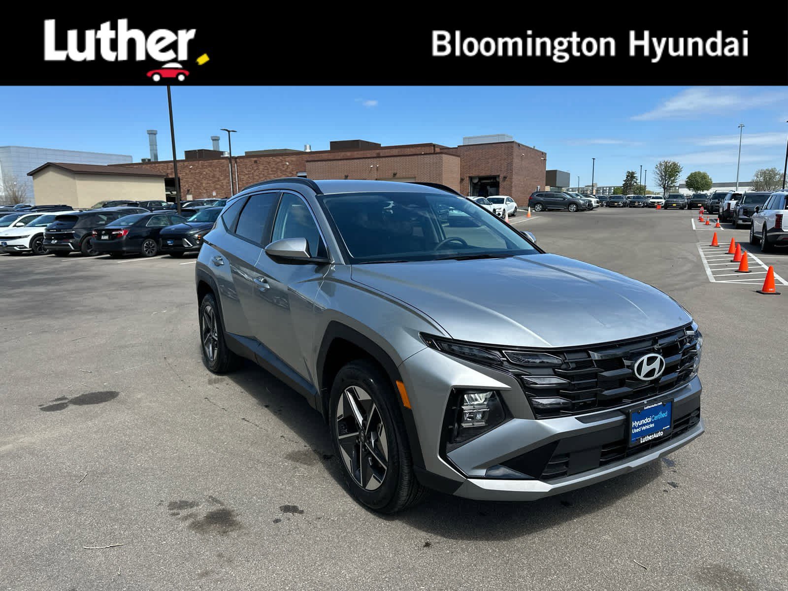Certified 2025 Hyundai Tucson SEL AWD/4WD image 1