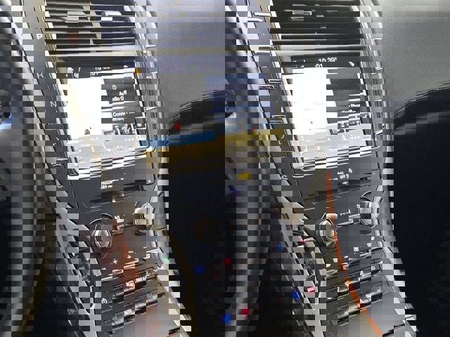 Used 2018 Lincoln MKX Reserve w/ Luxury Package image 25