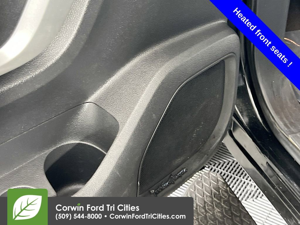 Used 2016 Nissan Titan SL image 13