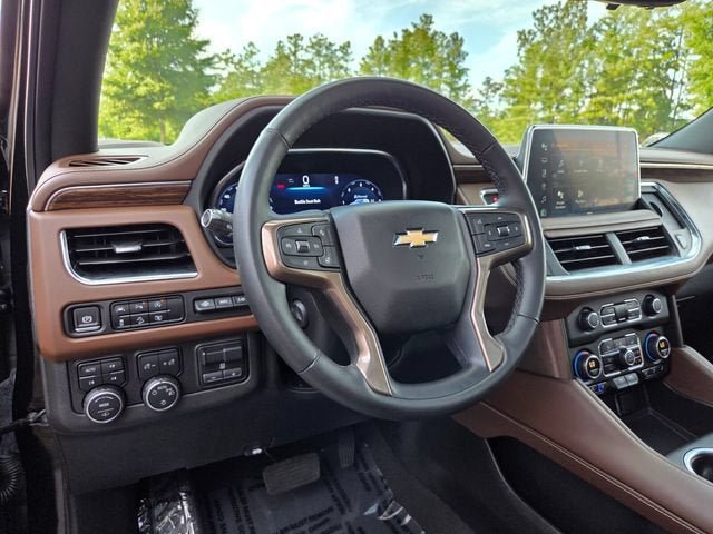 Used 2024 Chevrolet Tahoe High Country AWD/4WD image 10