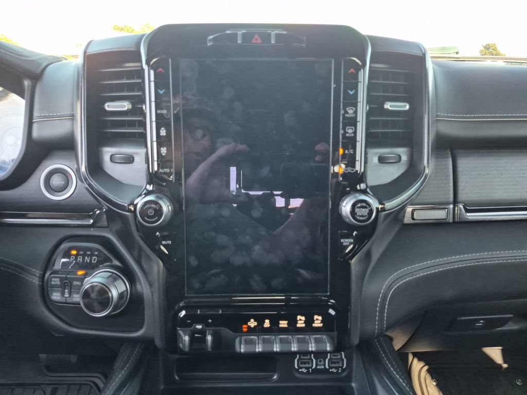 Used 2022 RAM 1500 Limited AWD/4WD image 30