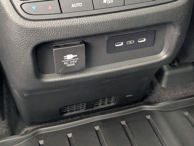 Used 2025 Honda Pilot Elite image 27
