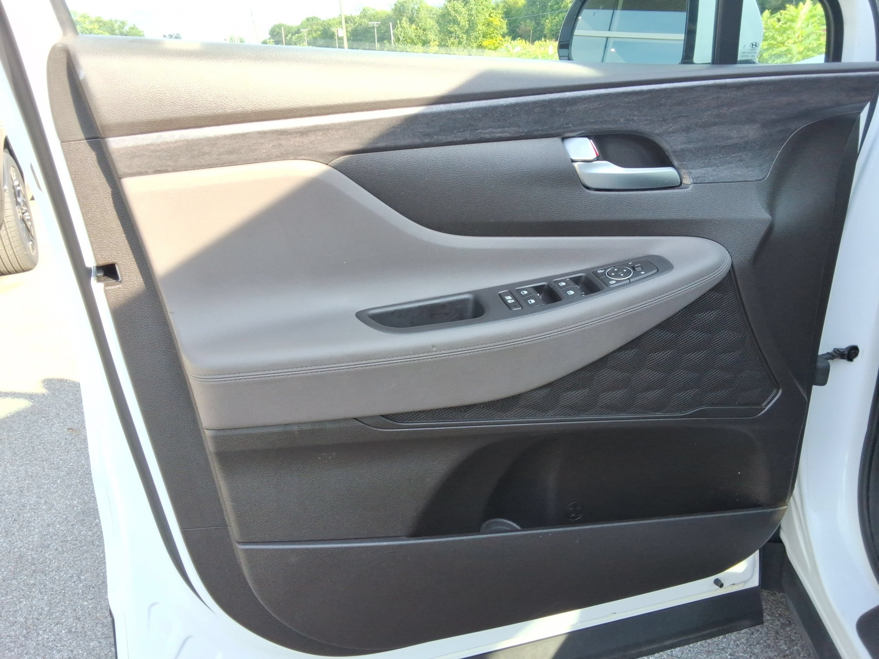 Used 2019 Hyundai Santa Fe SEL AWD/4WD image 22