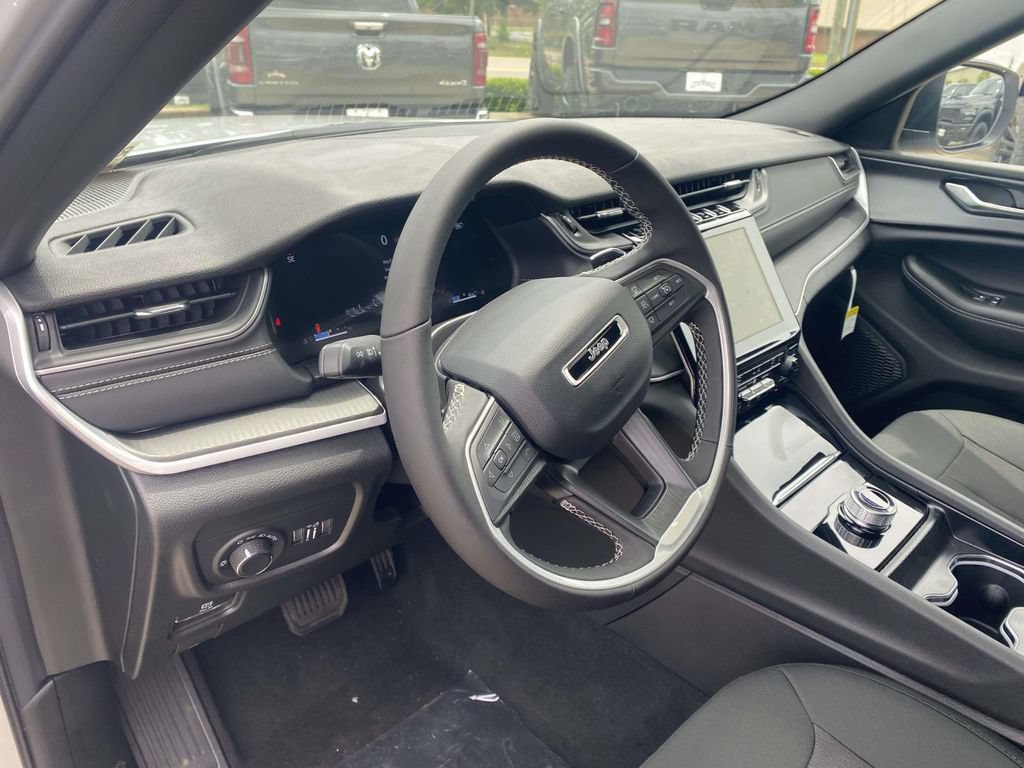 New 2026 Jeep Grand Cherokee L 2WD image 41