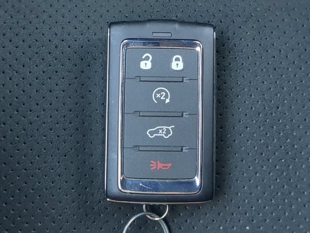 Certified 2025 Jeep Grand Cherokee Altitude AWD/4WD image 34