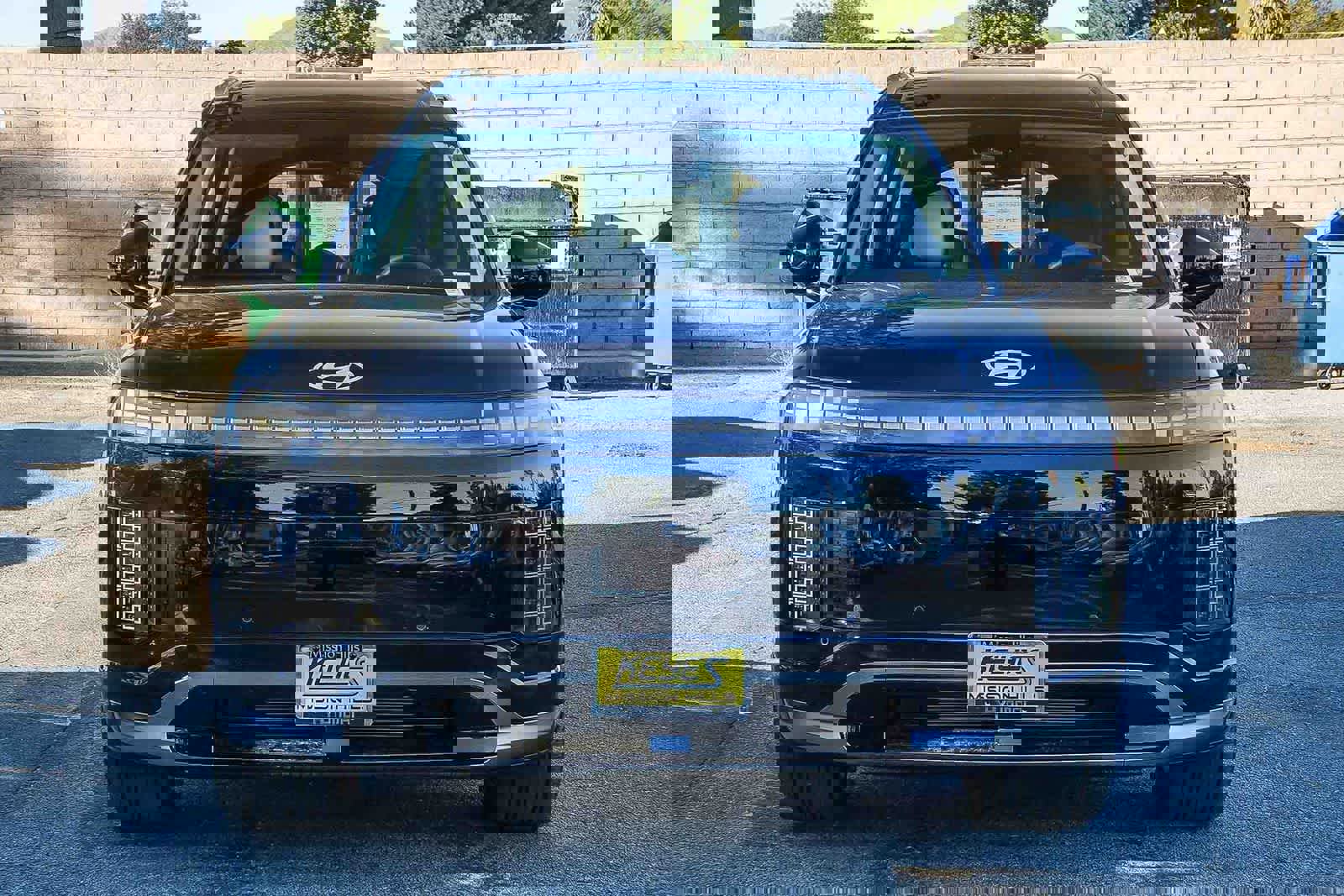 New 2026 Hyundai Ioniq 9 Calligraphy image 2