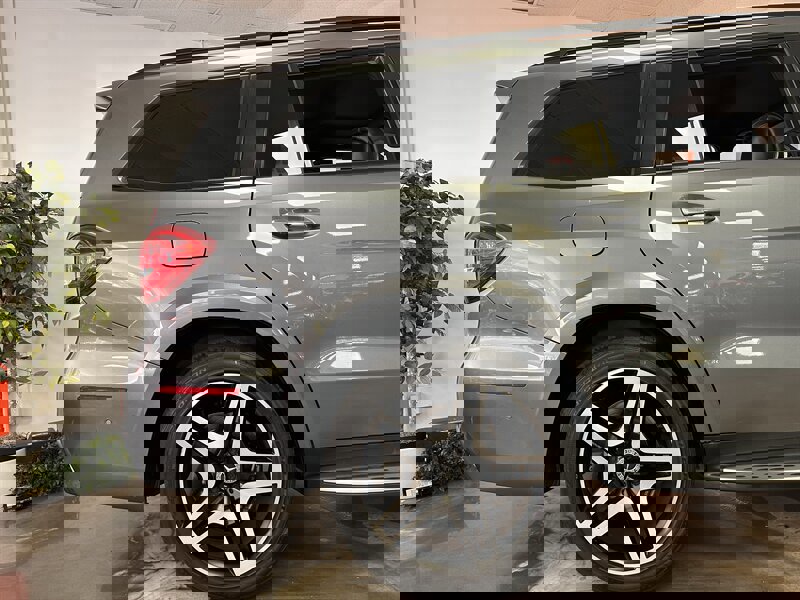 Used 2019 Mercedes-Benz GLS 550 4MATIC w/ Driver Assistance Package image 9