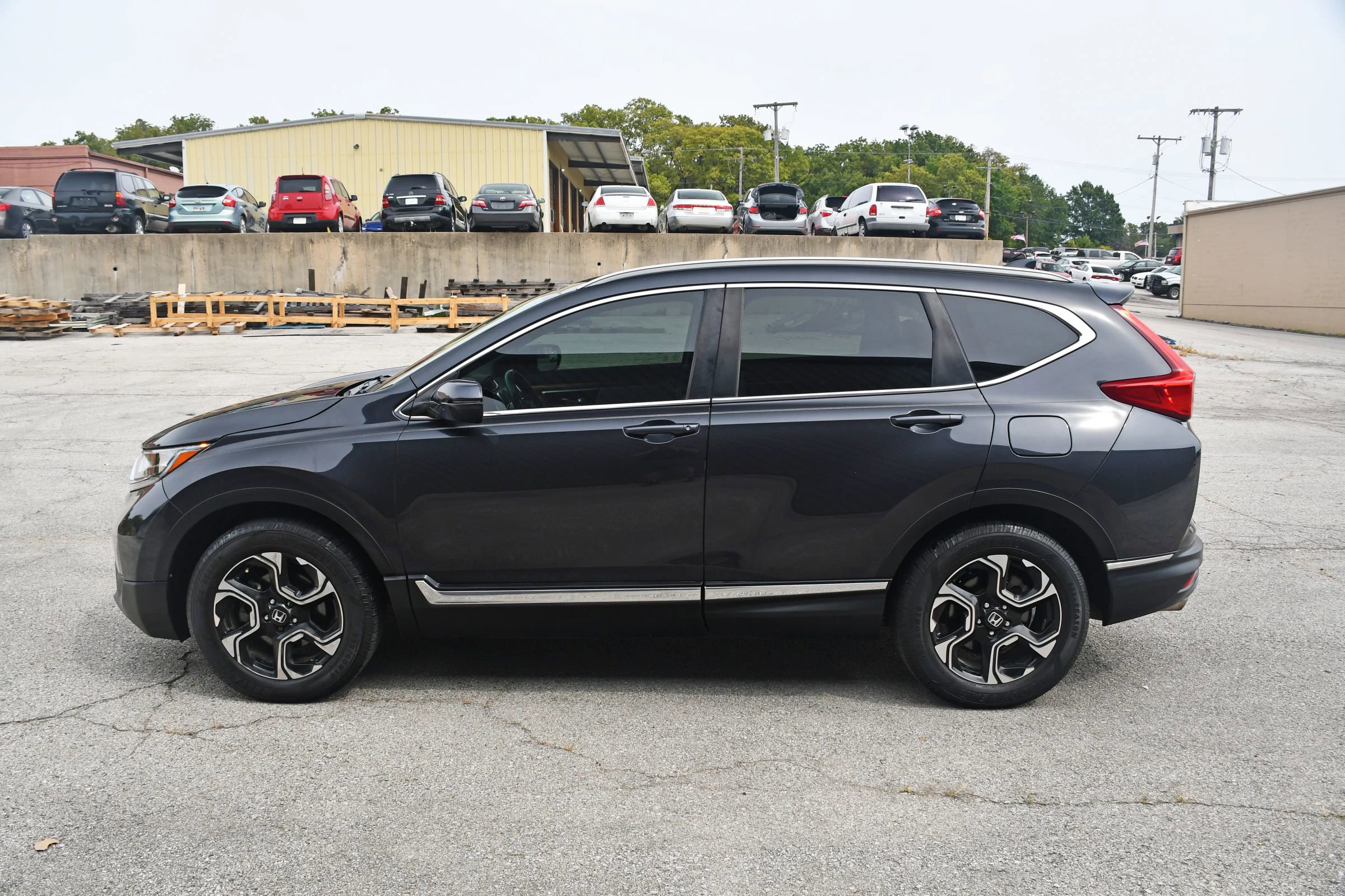 Used 2018 Honda CR-V Touring image 9