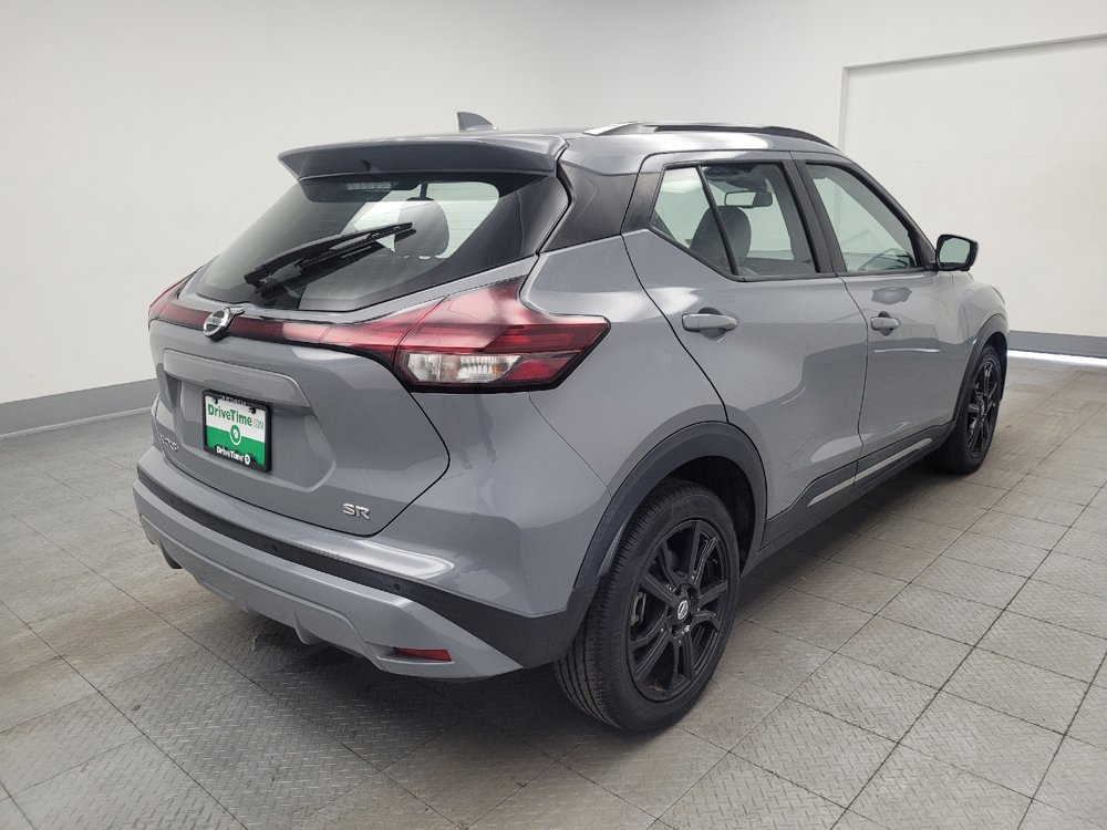 Used 2021 Nissan Kicks SR FWD image 9