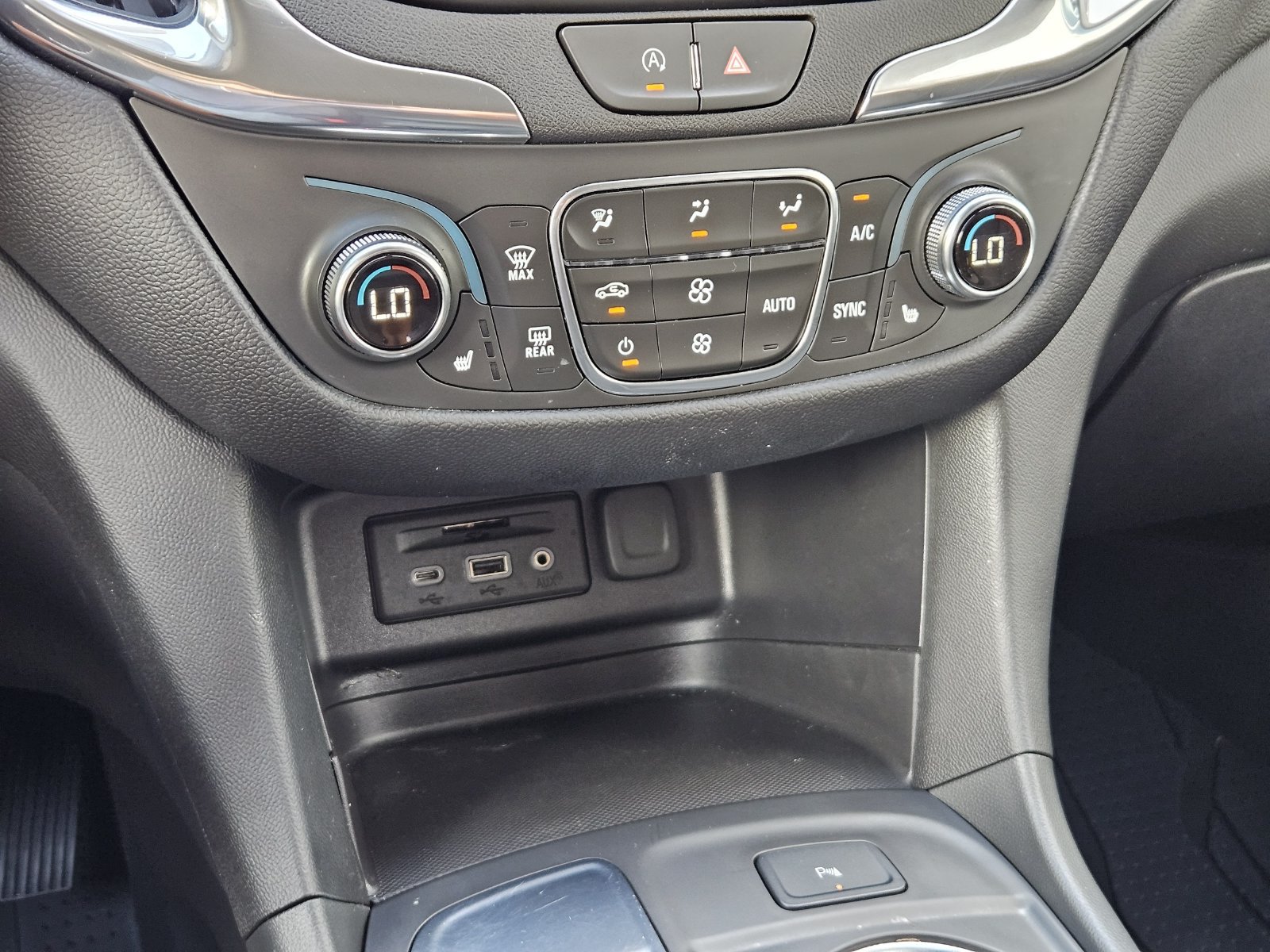 Certified 2024 Chevrolet Equinox LT FWD image 23