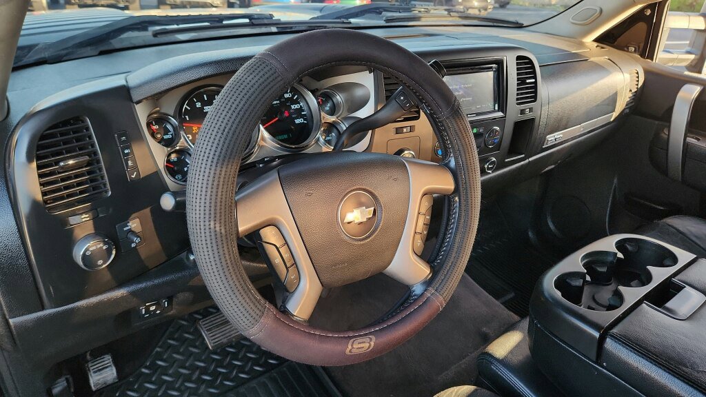 Used 2012 Chevrolet Silverado 2500 LT w/ Texas Edition image 35