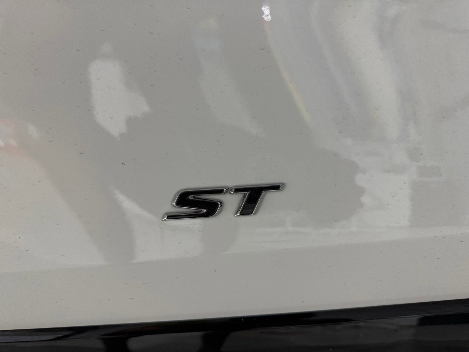 Used 2025 Buick Encore GX Sport Touring w/ Comfort Package image 36