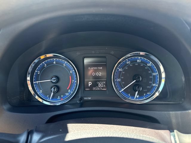 Used 2017 Toyota Corolla LE FWD image 18