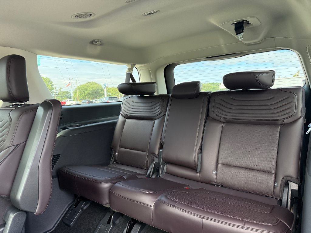 New 2027 Ford Expedition Max Platinum w/ Platinum Ultimate Package AWD/4WD image 23