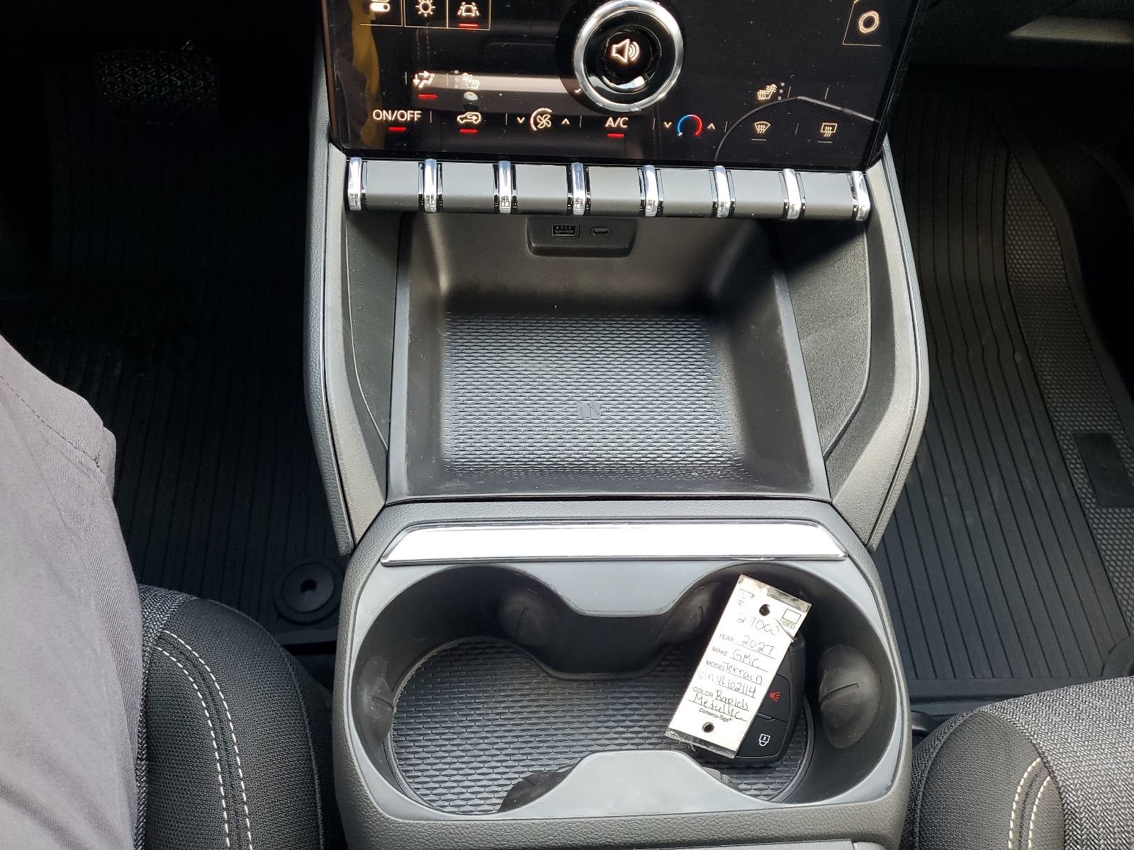 New 2027 GMC Terrain Elevation w/ LPO, Floor Liner Package FWD image 25