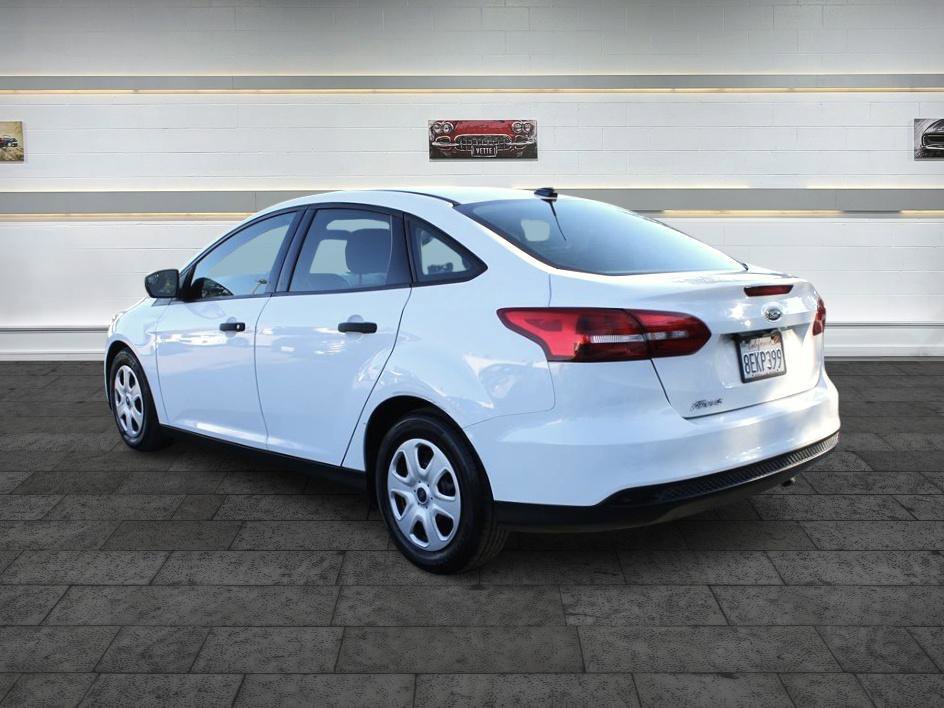 Used 2018 Ford Focus S FWD image 5