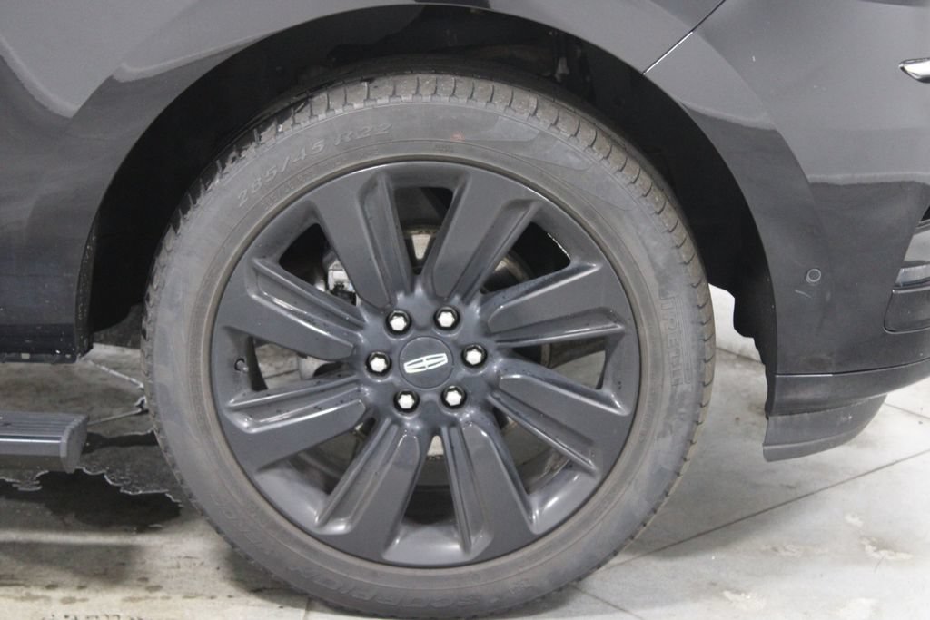 Used 2022 Lincoln Navigator Reserve AWD/4WD image 12