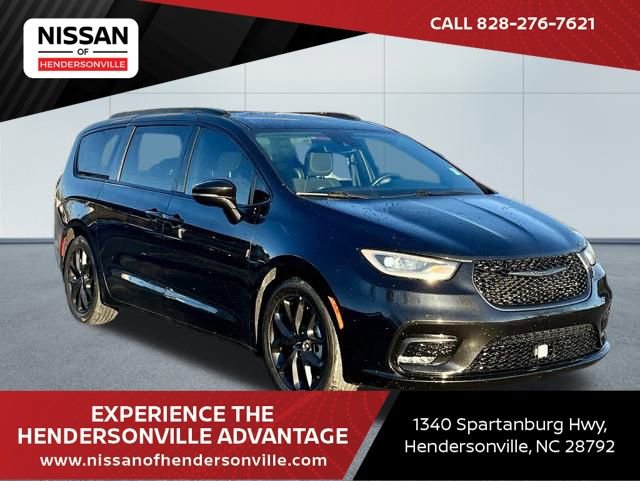 Used 2021 Chrysler Pacifica Touring w/ S Appearance Package