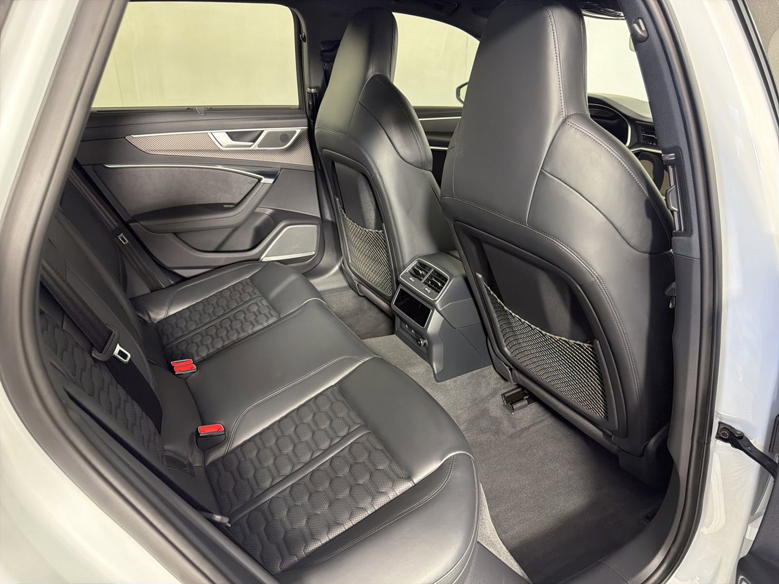 Used 2025 Audi RS 6 performance w/ Executive Package AWD/4WD image 14