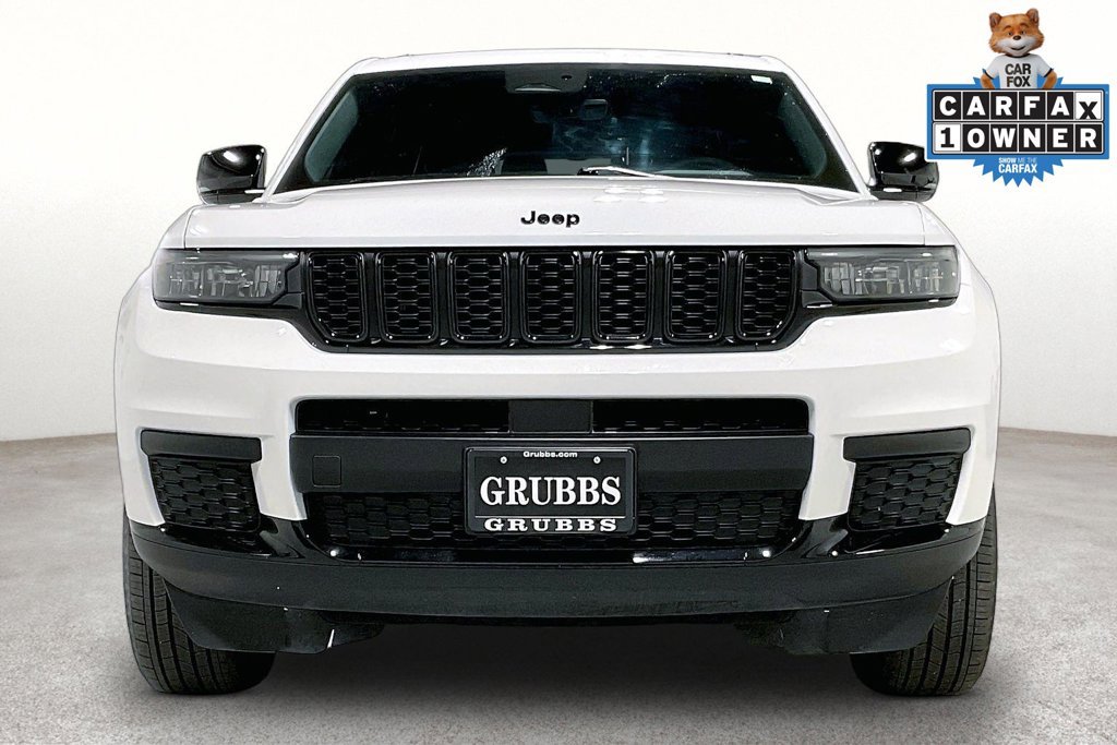 Used 2025 Jeep Grand Cherokee L Altitude RWD image 4