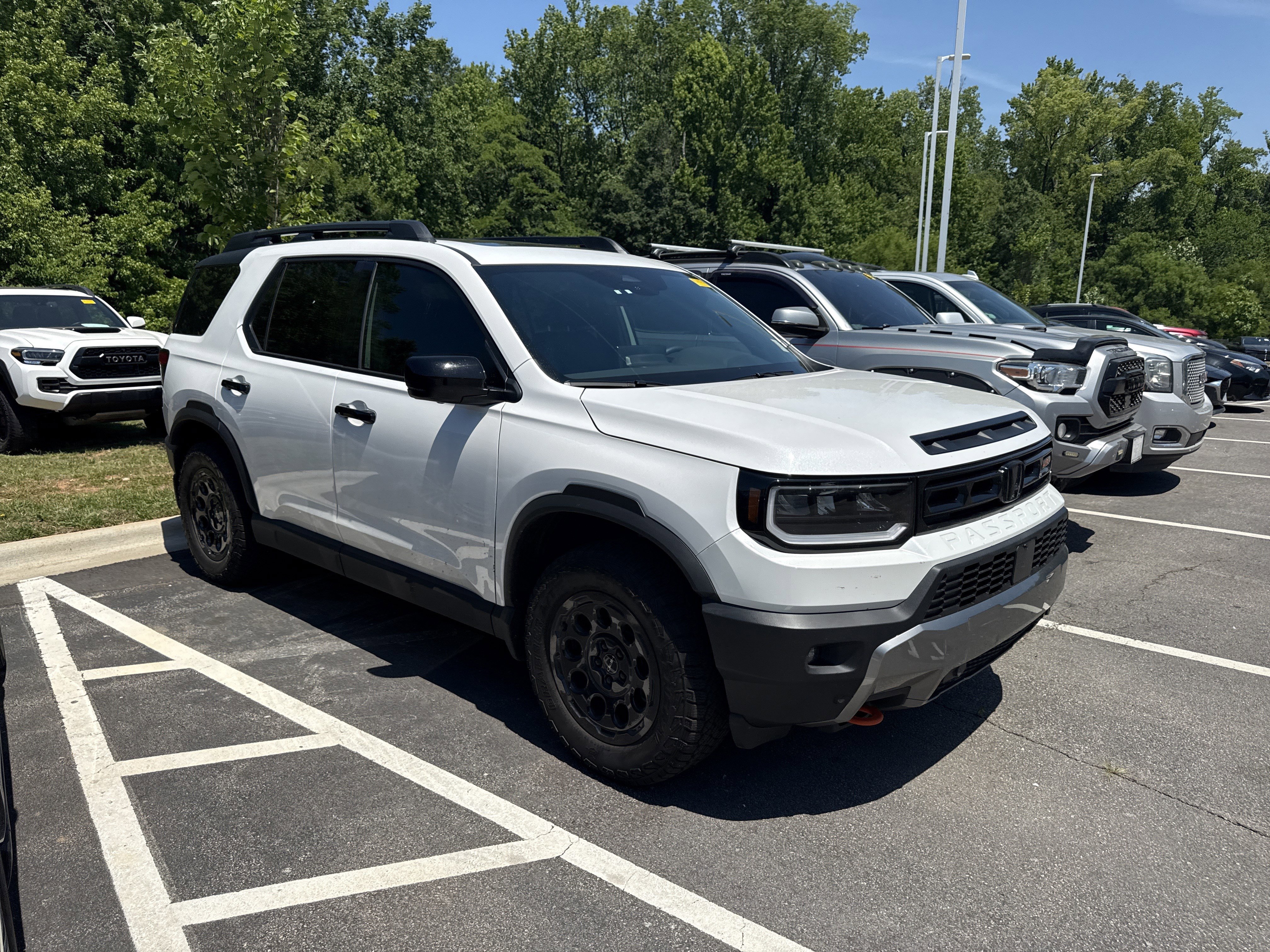 Used 2026 Honda Passport TrailSport Elite image 5