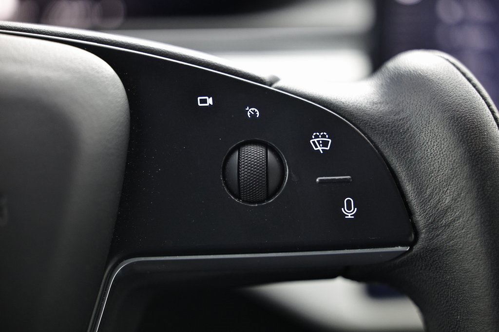 Used 2022 Tesla Model S Plaid image 38