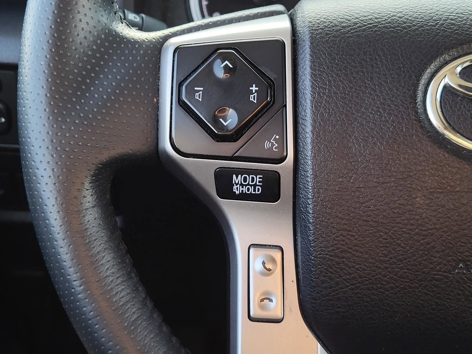 Used 2021 Toyota 4Runner Limited AWD/4WD image 28
