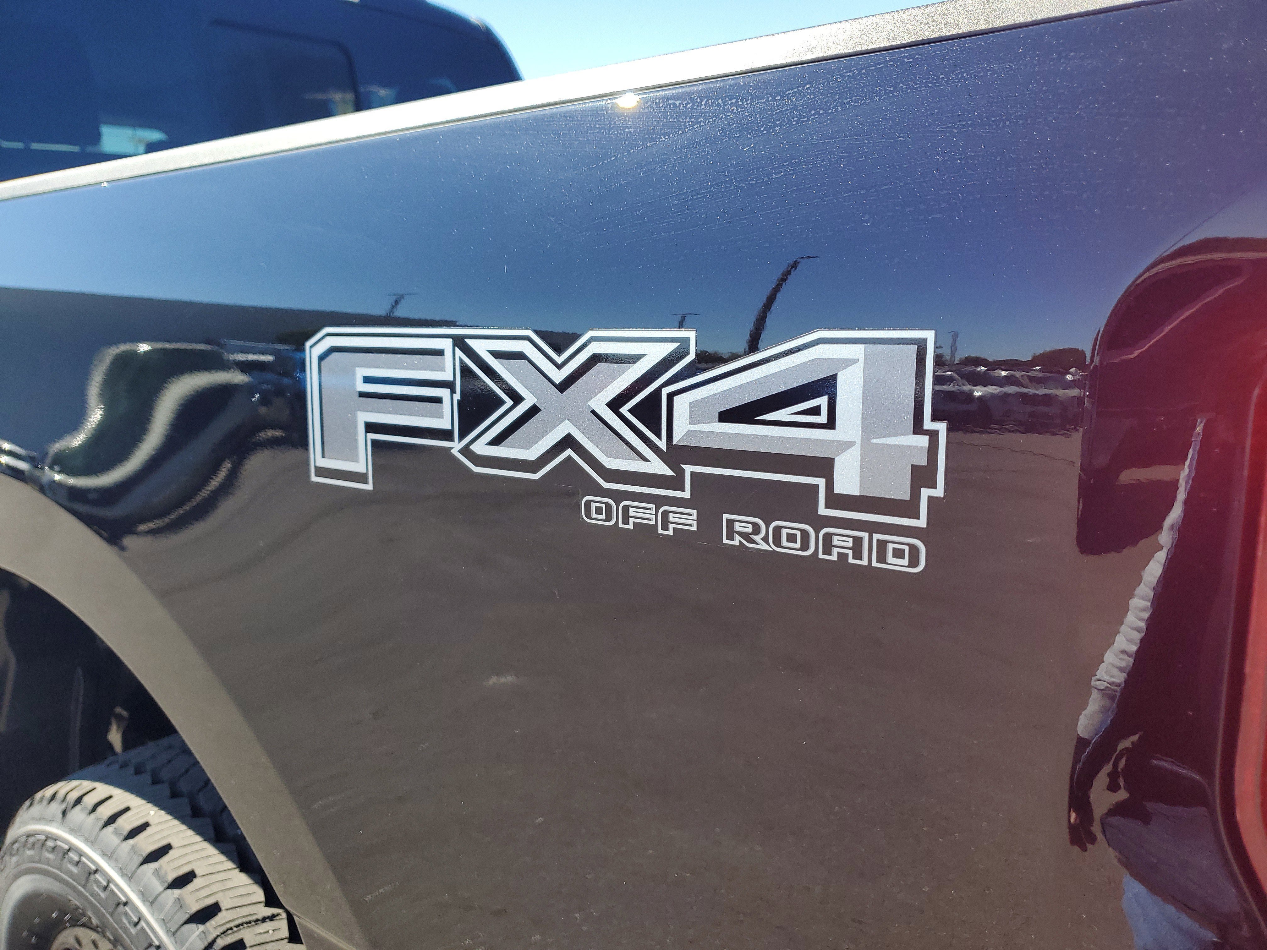 New 2026 Ford F350 Lariat w/ Black Appearance Package AWD/4WD image 7