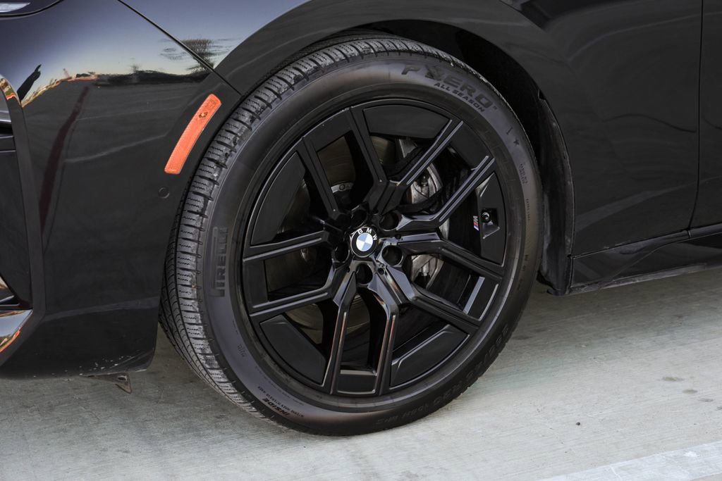 Used 2024 BMW 740i image 38