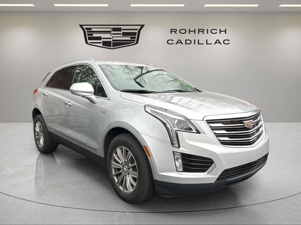 Used 2017 Cadillac XT5 Luxury w/ Driver Awareness Package image 4