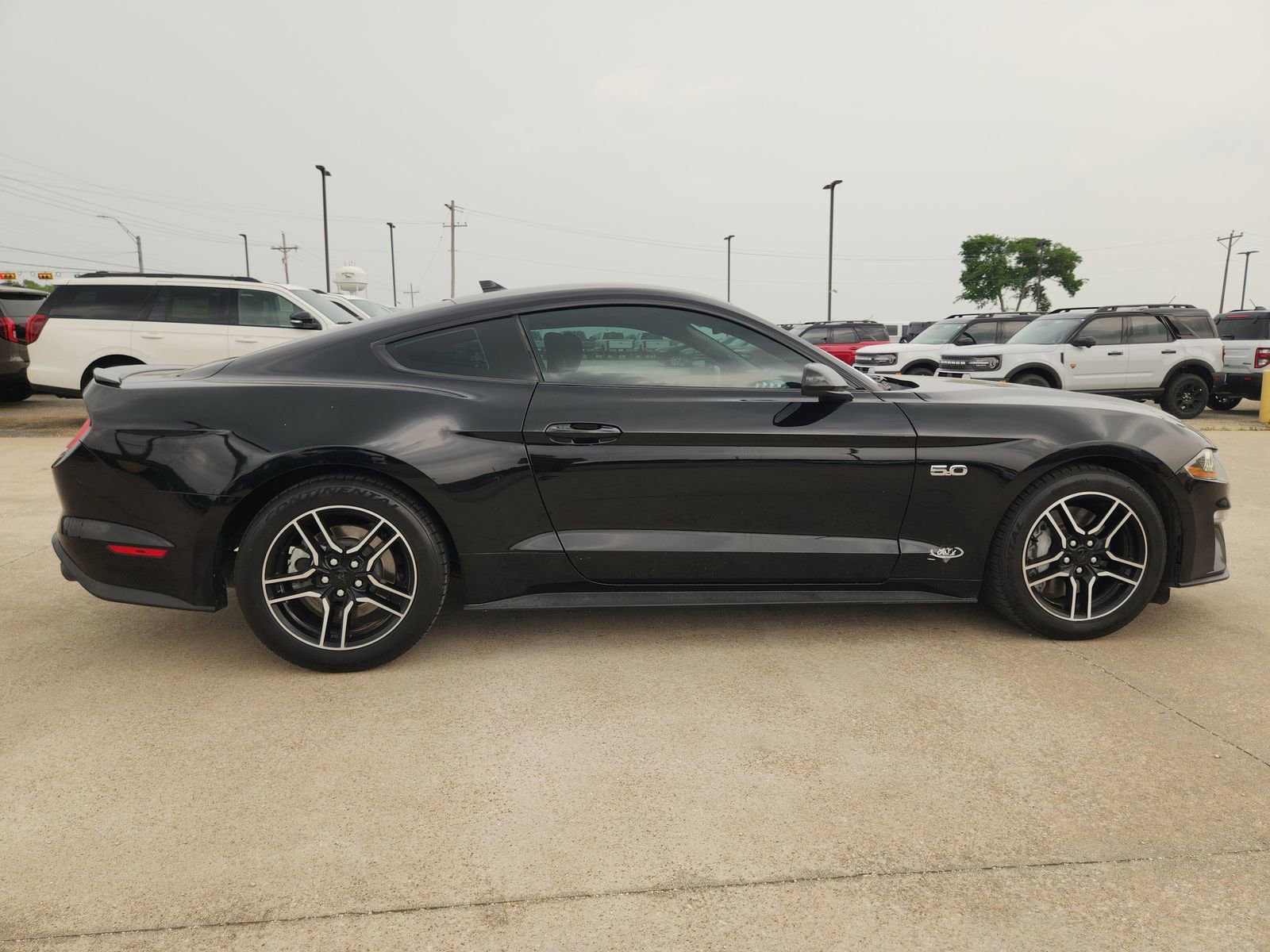 Used 2021 Ford Mustang GT w/ Equipment Group 301A RWD image 7