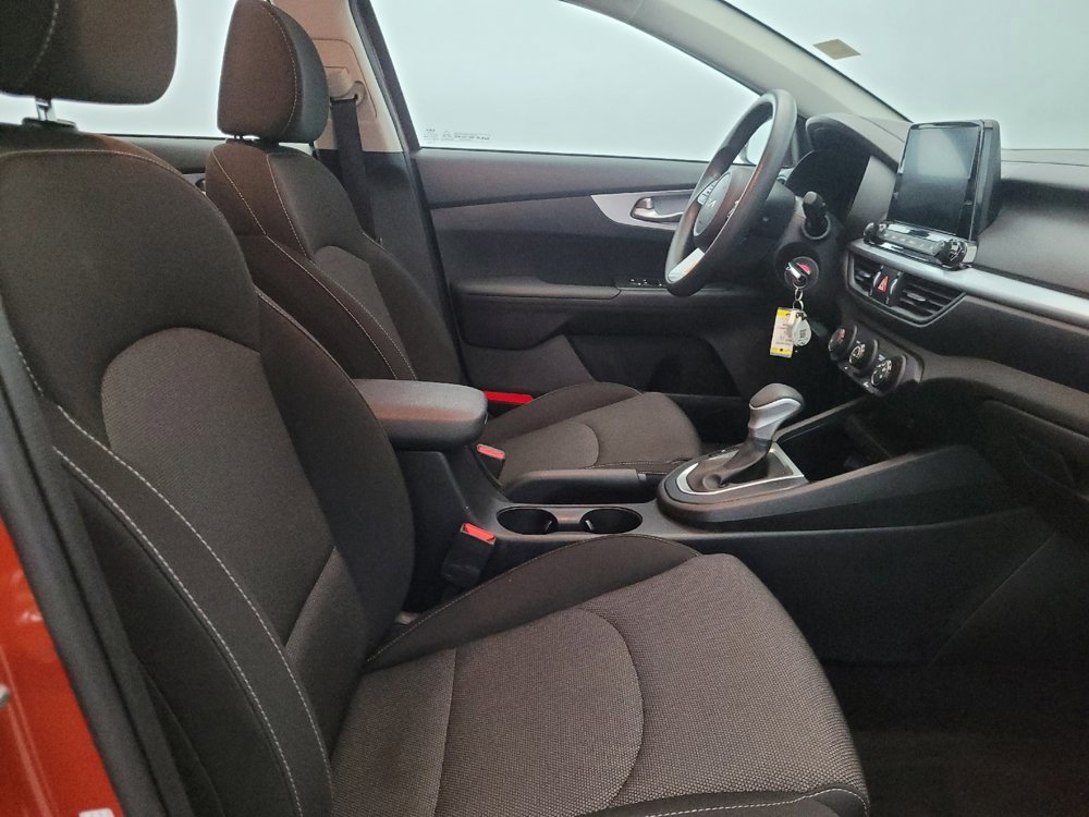 Used 2023 Kia Forte LXS w/ LXS Technology Package image 21