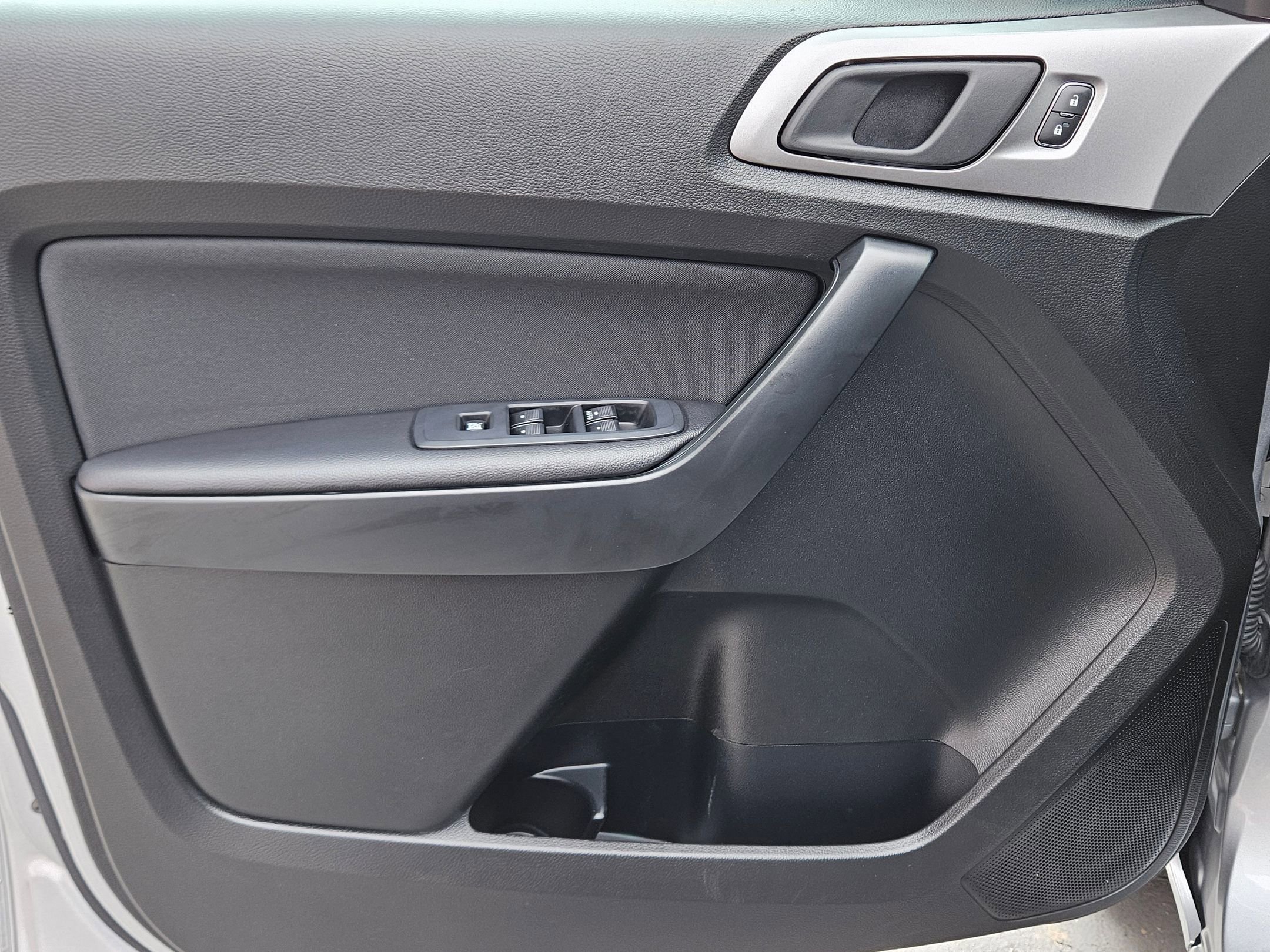 Used 2022 Ford Ranger XL w/ Equipment Group 101A High image 18