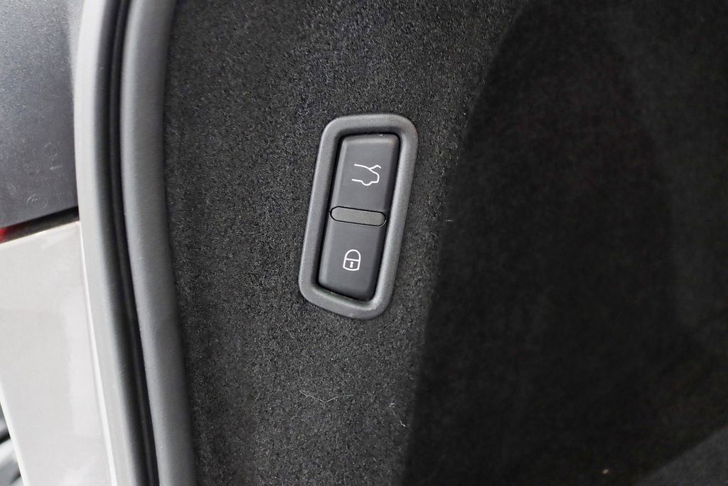 Used 2020 Maserati Levante GranSport image 40