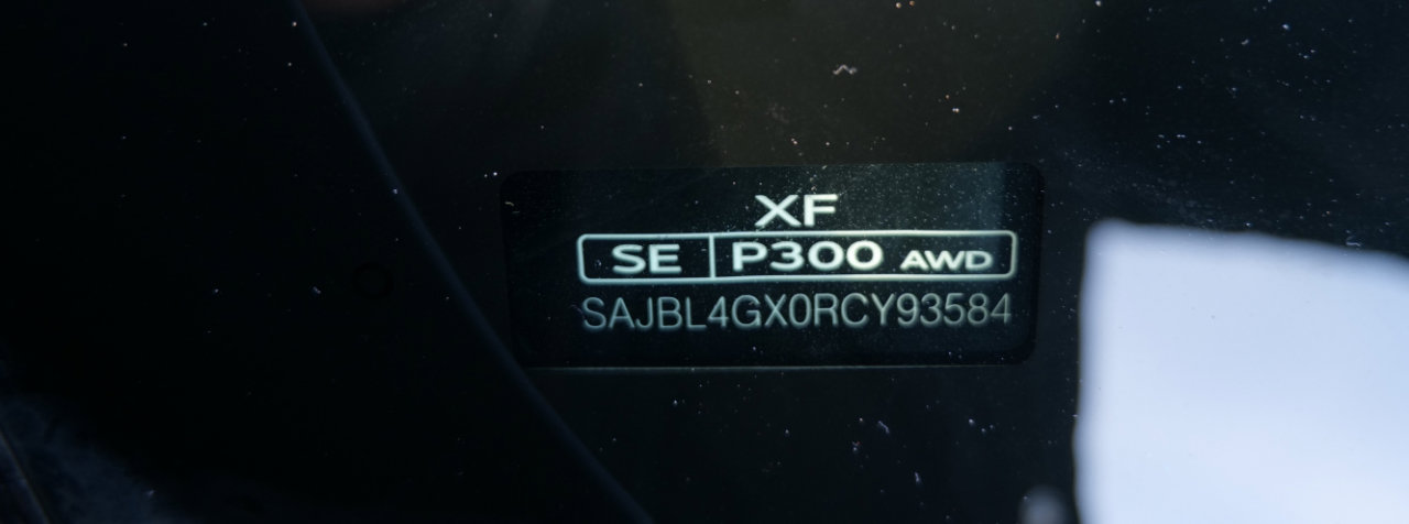 Used 2024 Jaguar XF R-Dynamic SE image 62